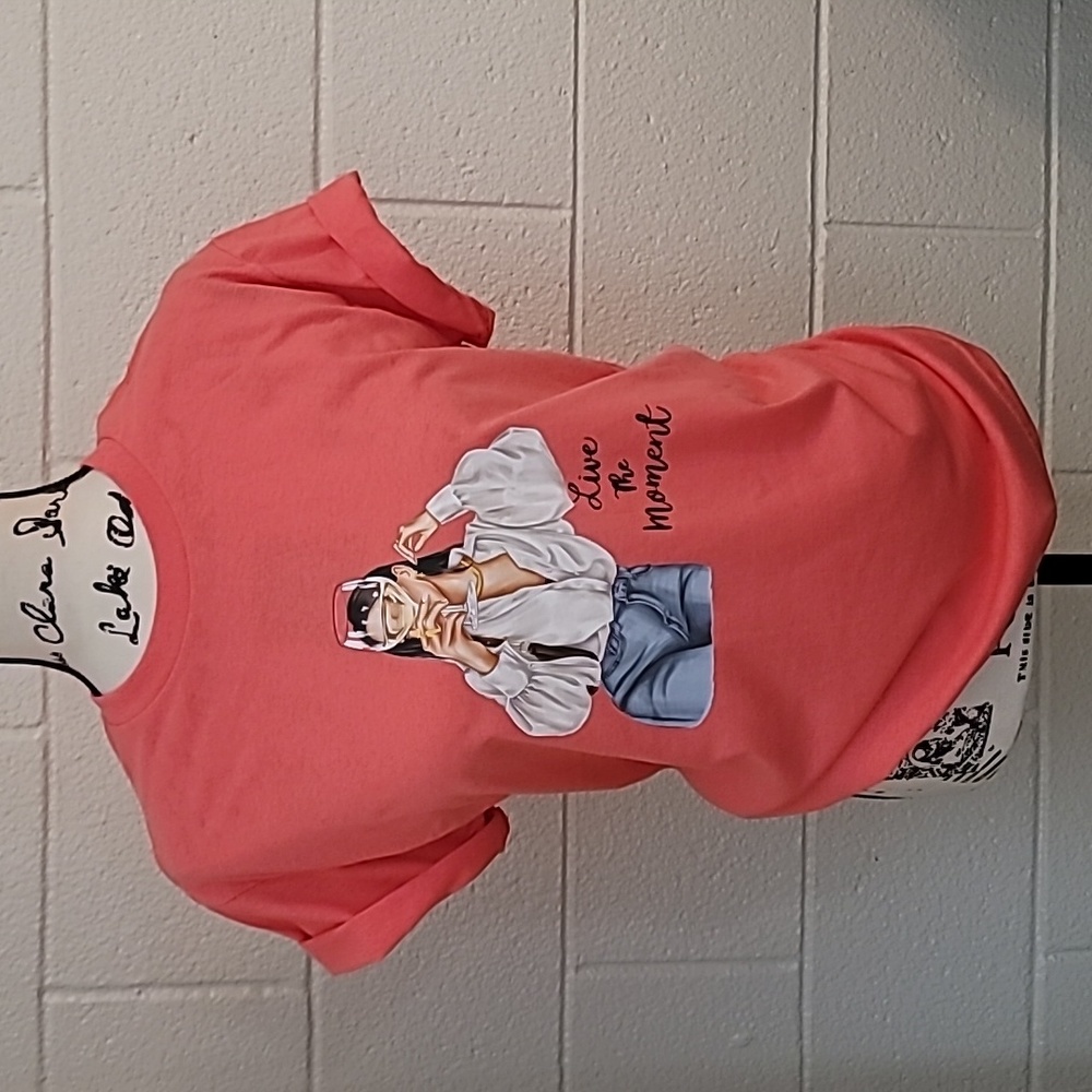 "Live the moment" t-shirt